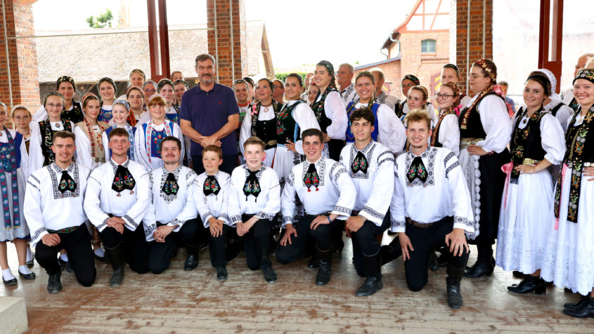 Gruppenbild mit Ministerpräsident Dr. Markus Söder.