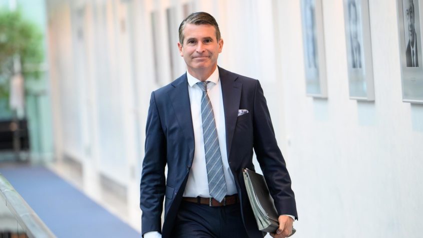 Europaminister Eric Beißwenger in der Staatskanzlei.