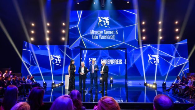 251022_Blauer Panther_FR_4 Die Preisverleihung des Blauer Panther – TV & Streaming Award findet in der BMW Welt in München statt.