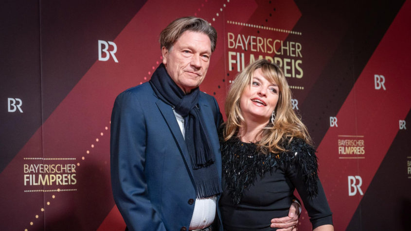 Filmregisseur Roland Suso Richter (links) und Schauspielerin ...