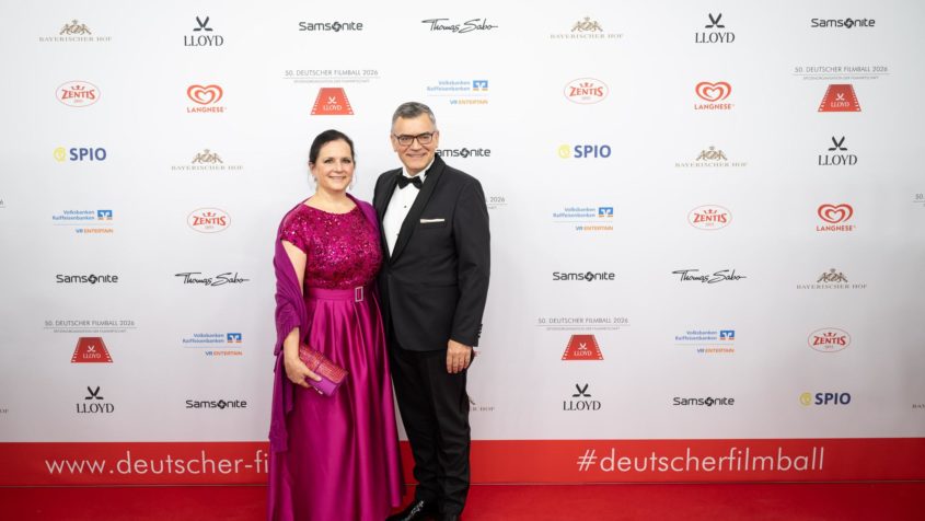 Medienminister Dr. Florian Herrmann (rechts) und Renate Thalhammer-Herrmann ...
