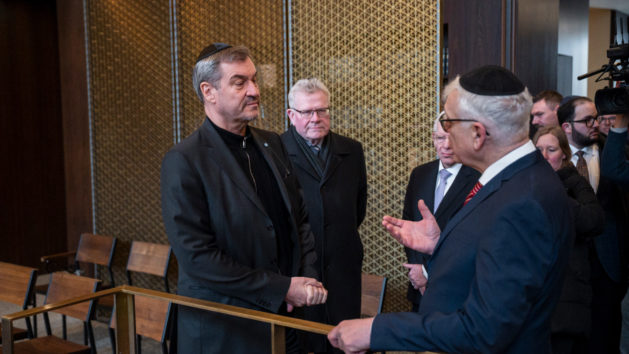 Ministerpräsident Dr. Markus Söder besucht das Kultus- und Kulturzentrum der Israelitischen Kultusgemeinde Bayreuth.