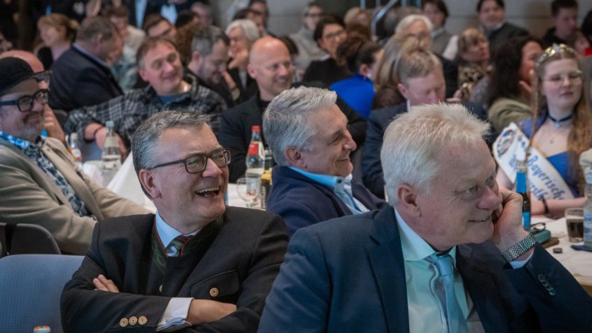 Staatsminister Dr. Florian Herrmann (links) und Bundeslandwirtschaftsminister Alois Rainer (rechts).