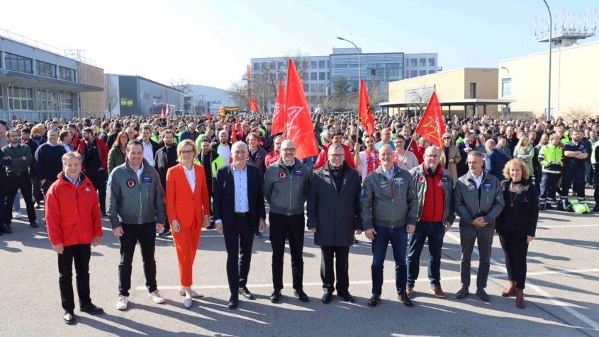 Aktionstag der IG Metall und des Bundesverbands der Deutschen Luft- und Raumfahrtindustrie (BDLI) für eine sichere und starke militärische Luftfahrtindustrie in Deutschland. © Airbus Defence and Space GmbH