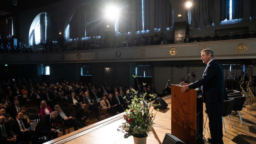 Ministerpräsident Dr. Markus Söder hält eine Rede beim Jubiläum ...