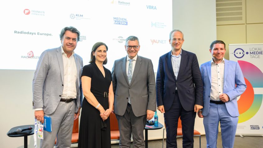 Panel zum Thema „Wie Innovation, Digitalisierung und fairer ...