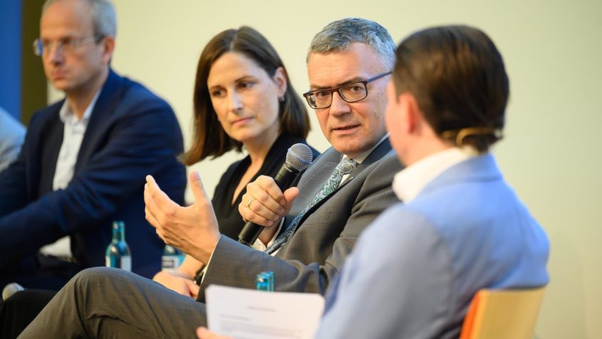 Im Mittelpunkt des Panels zum Thema „Wie Innovation, Digitalisierung ...